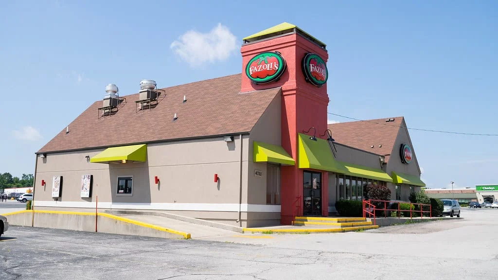 Odd Fazoli's Building... - What's Vegetarian? What's Vegetarian at Fazoli's?