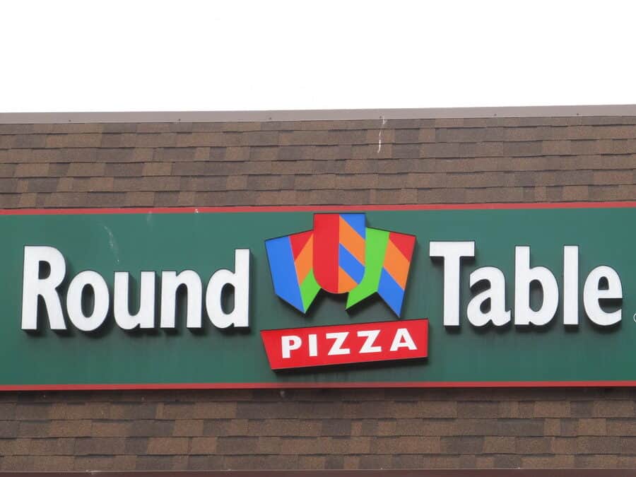 What's Vegetarian at Round Table Pizza?