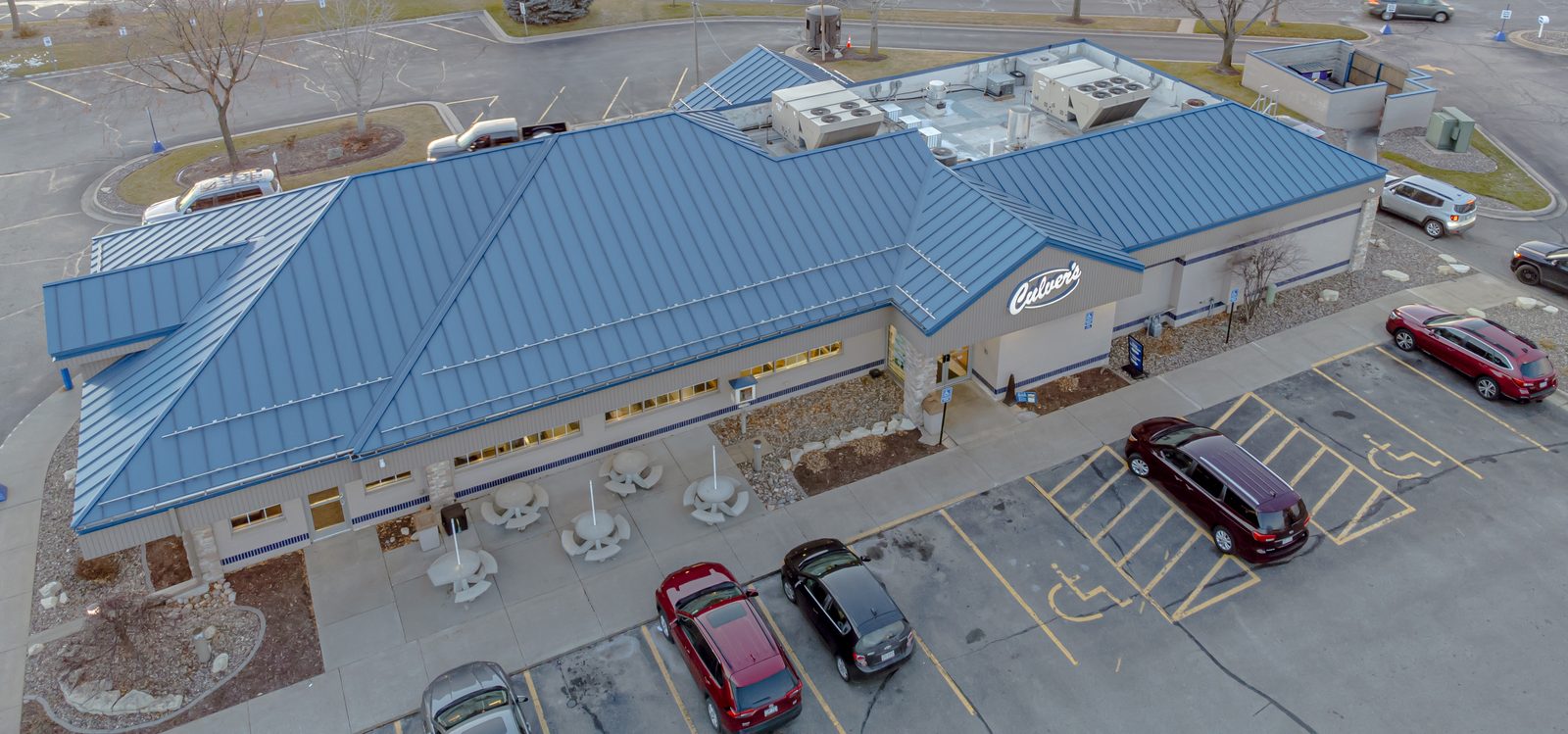 Culvers Vegetarian Options: Culver's restaurant storefront with the blue and white sign