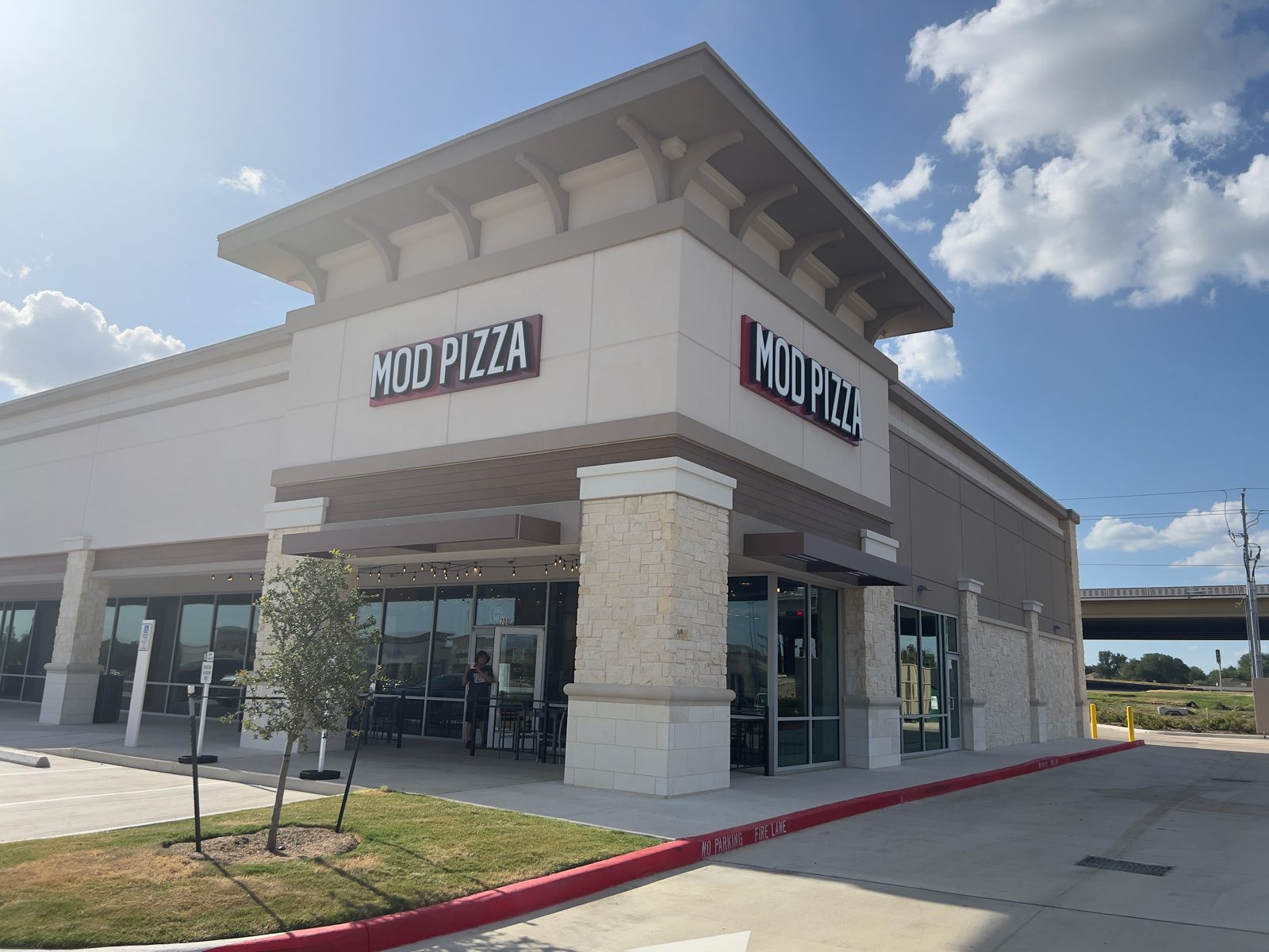 Mod Pizza Vegetarian Options — a Mod Pizza Restaurant Storefront