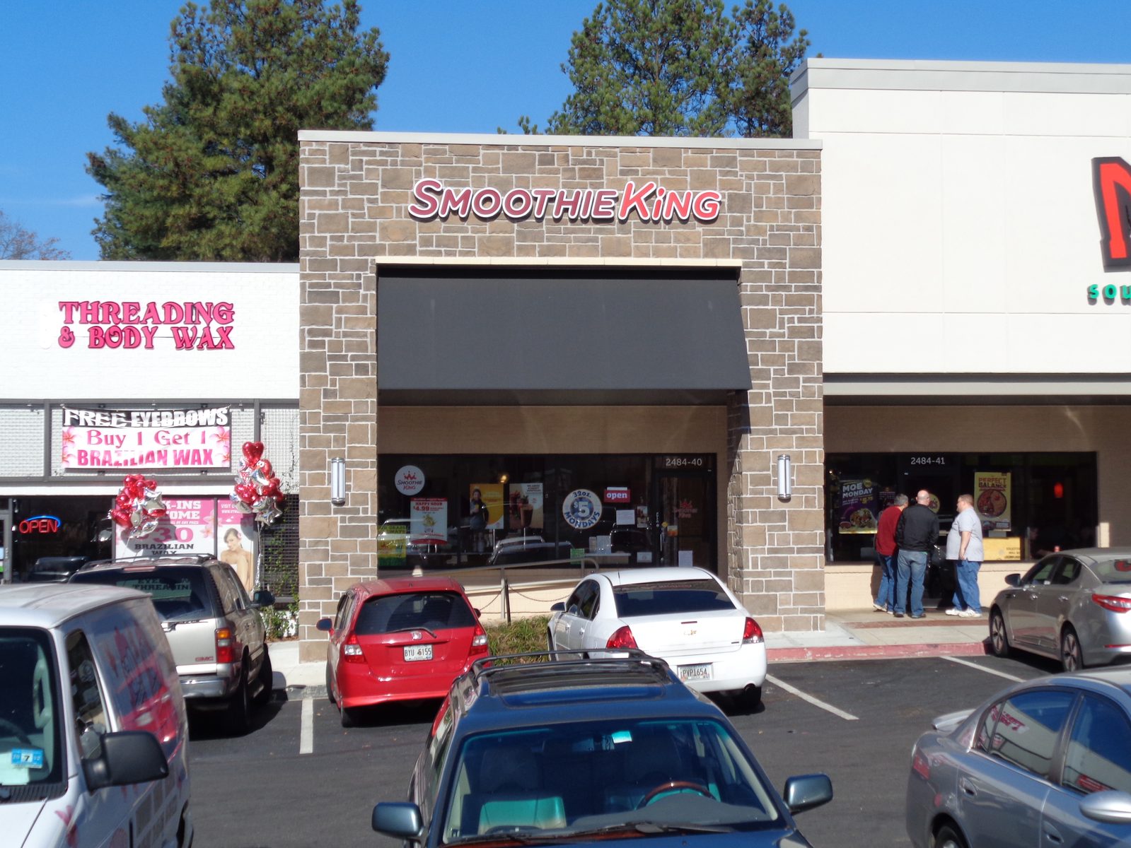 Smoothie King Storefront, a Guide to Smoothie King Vegetarian Options