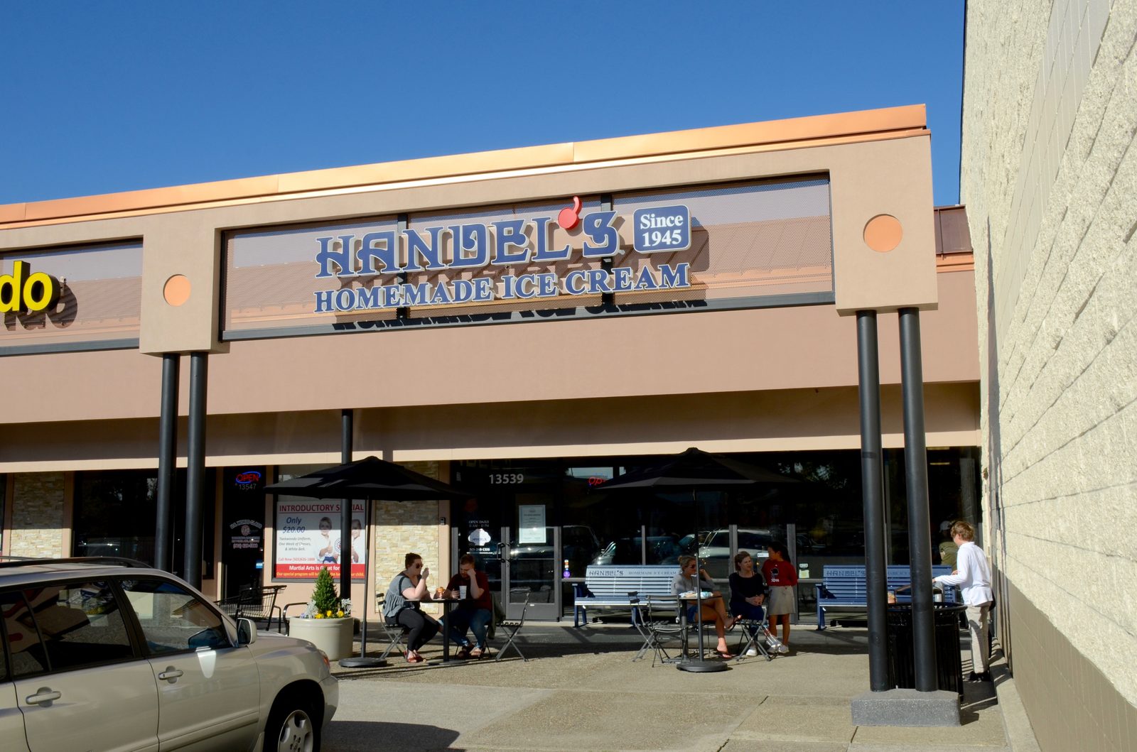 Handel's Homemade Ice Cream storefront
