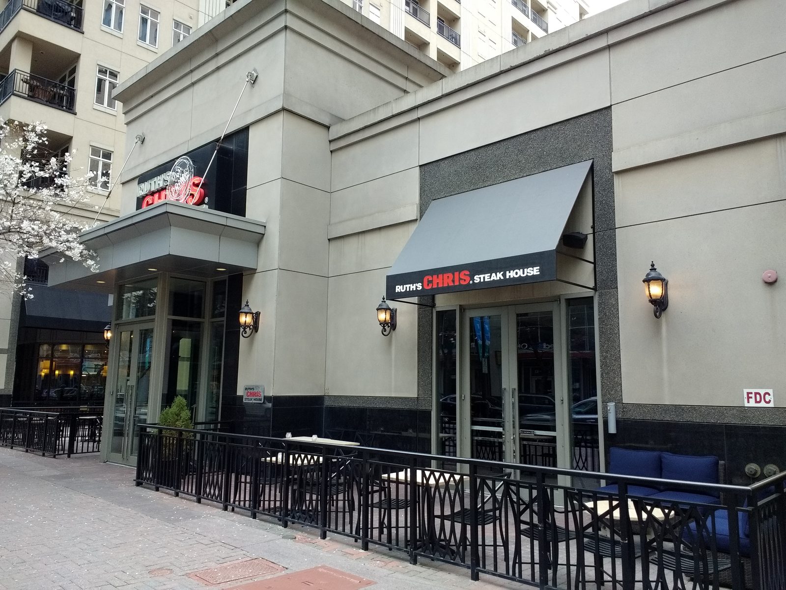 Ruth's Chris vegetarian options - restaurant exterior in Charlotte, North Carolina