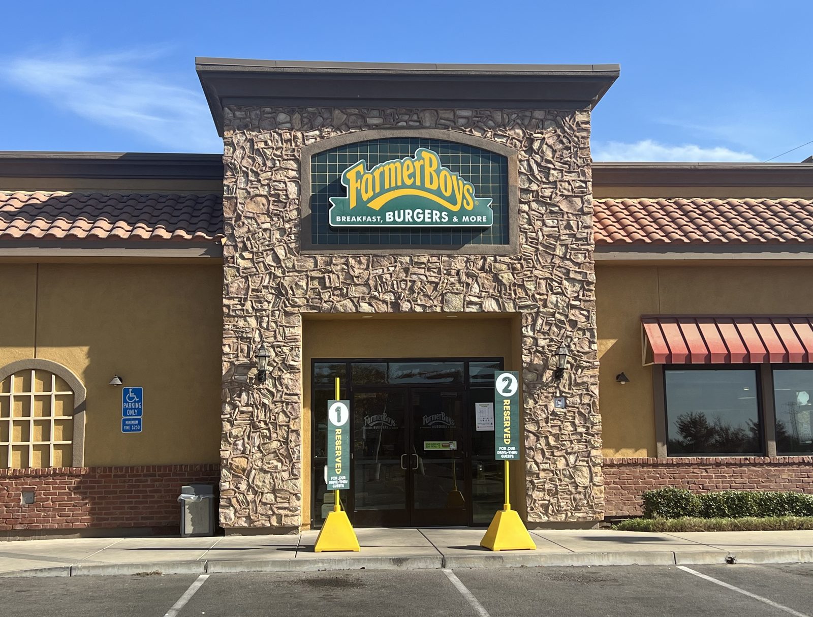Farmer Boys restaurant storefront, a chain with real Farmer Boys vegetarian options