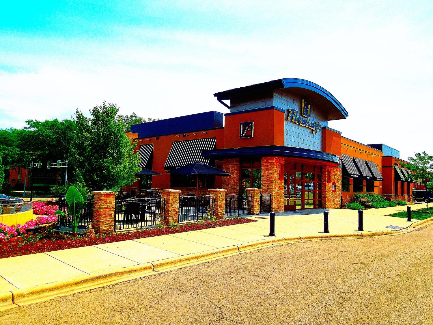 Fleming's Prime Steakhouse and Wine Bar restaurant exterior